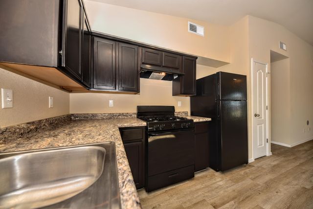 909 Villa Seca Drive, Horizon City, TX 79928