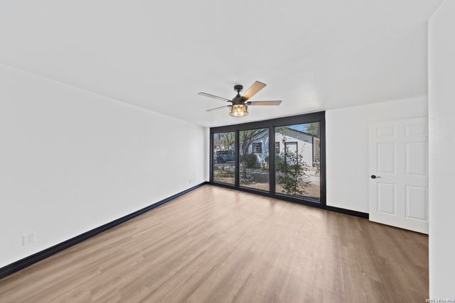 703 Glamis, San Antonio, TX 78223