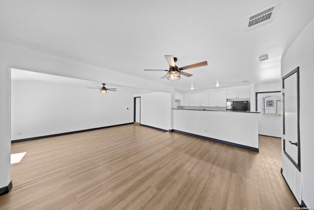 703 Glamis, San Antonio, TX 78223