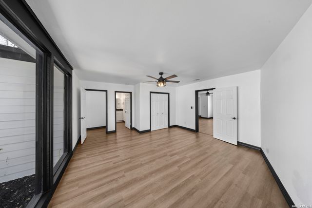 703 Glamis, San Antonio, TX 78223