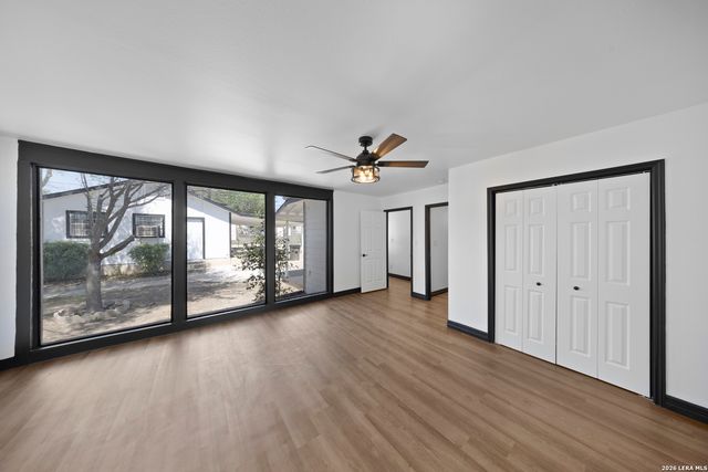 703 Glamis, San Antonio, TX 78223