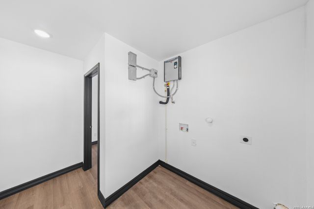 703 Glamis, San Antonio, TX 78223