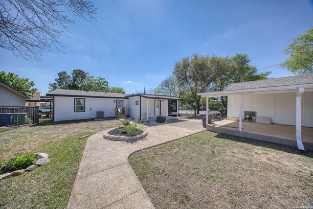 703 Glamis, San Antonio, TX 78223