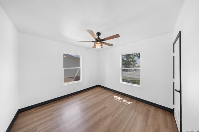 703 Glamis, San Antonio, TX 78223