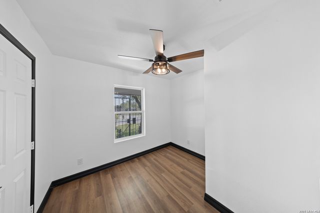 703 Glamis, San Antonio, TX 78223