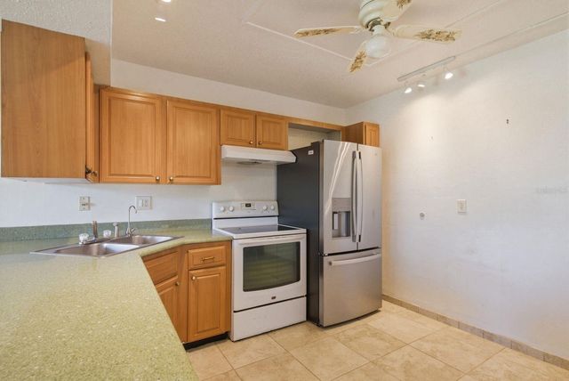 1655 S HIGHLAND AVENUE D138, Clearwater, FL 33756