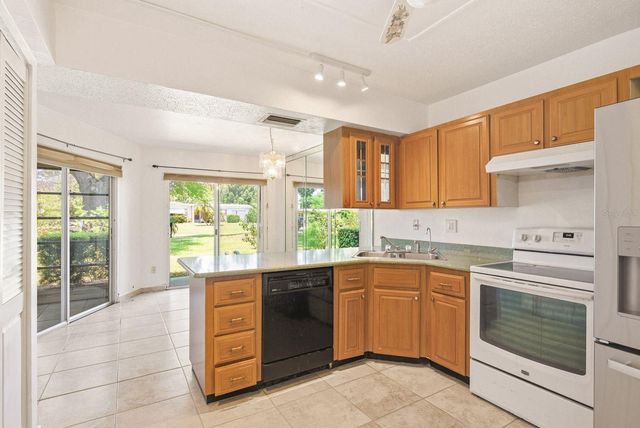 1655 S HIGHLAND AVENUE D138, Clearwater, FL 33756