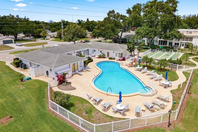 1655 S HIGHLAND AVENUE D138, Clearwater, FL 33756