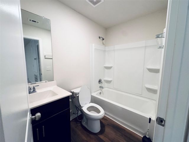 18976 Buckley Oak Dr, New Caney, TX 77357