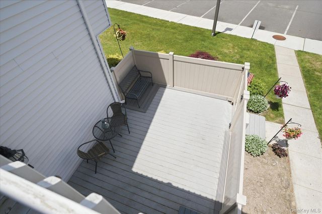 221 Springmeadow Drive K, Holbrook, NY 11741