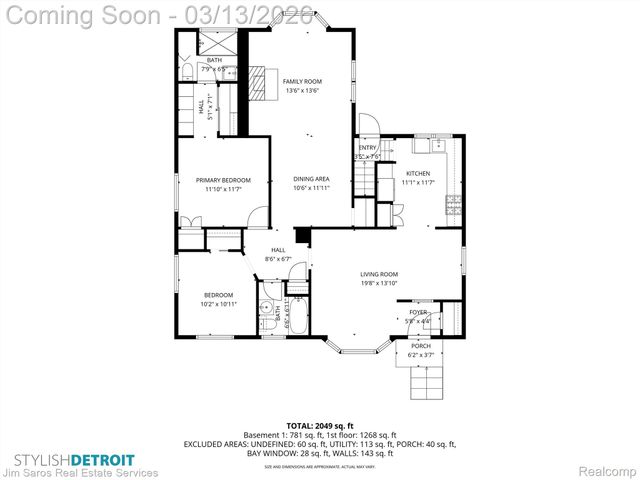 2204 Roslyn Road, Grosse Pointe Woods, MI 48236