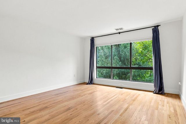 11607 HUNTERS GREEN CT, Reston, VA 20191