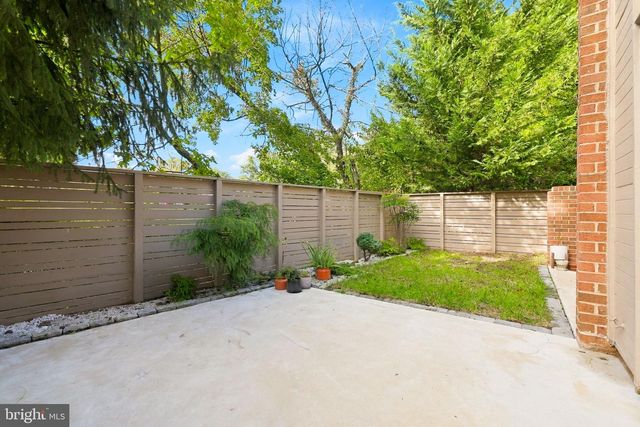 11607 HUNTERS GREEN CT, Reston, VA 20191