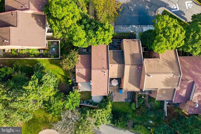 11607 HUNTERS GREEN CT, Reston, VA 20191