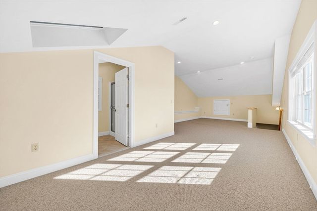 385 Hillside Ave, Needham, MA 02494