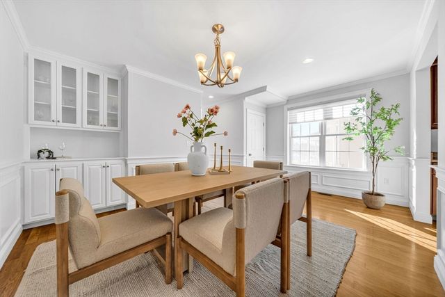 385 Hillside Ave, Needham, MA 02494