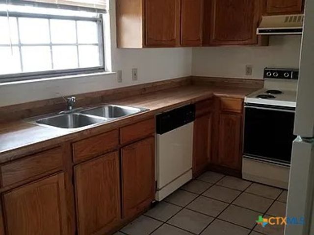 2402 Paul Revere Street B, Temple, TX 76504