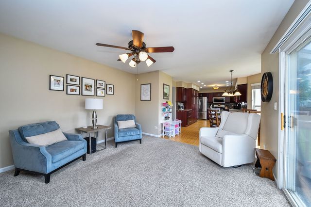 1140 Lakewood Circle, Naperville, IL 60540