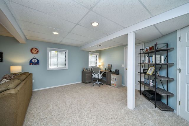 1140 Lakewood Circle, Naperville, IL 60540