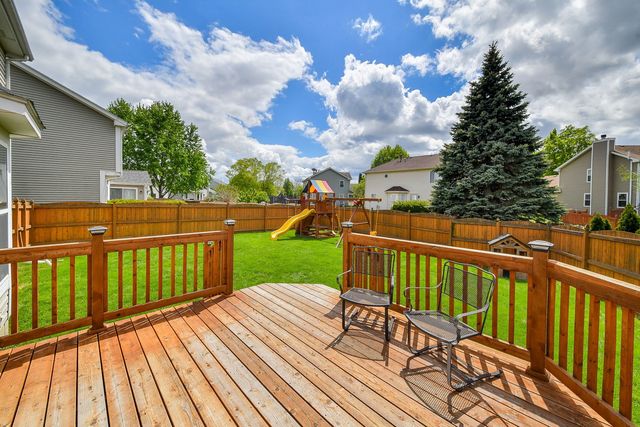 1140 Lakewood Circle, Naperville, IL 60540
