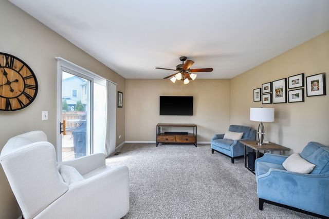 1140 Lakewood Circle, Naperville, IL 60540