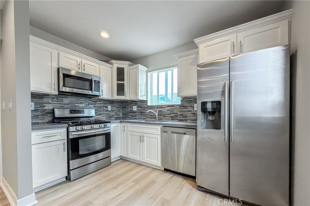 523 N St Andrews, Los Angeles, CA 90004 — photo 4