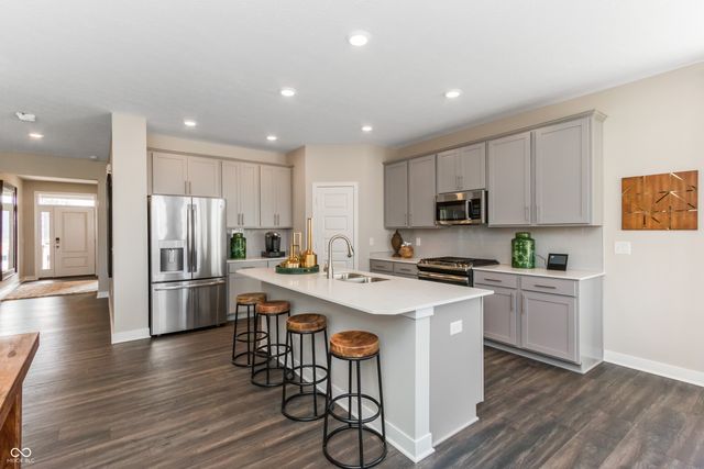 5248 Devonshire Way, Mccordsville, IN 46055