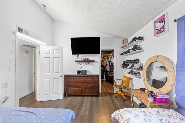 9600 Van Nuys 220, Panorama City, CA 91402