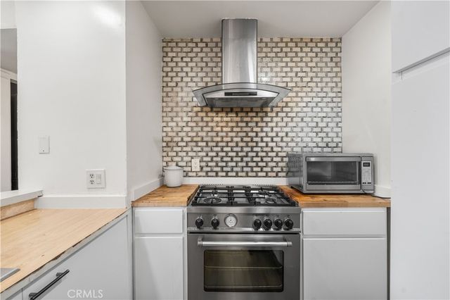 9600 Van Nuys 220, Panorama City, CA 91402