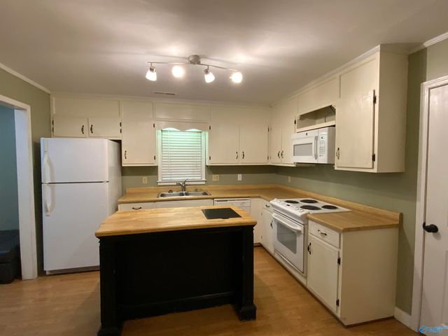 108 Pat Street, Athens, AL 35611