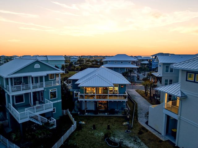 1468 Bermuda Drive, Navarre, FL 32566