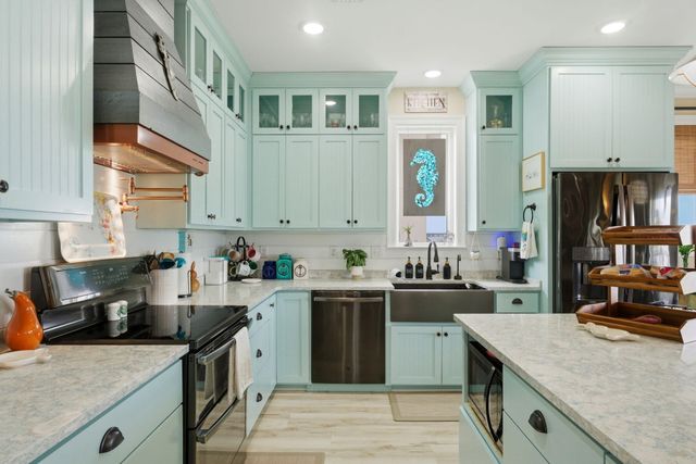 1468 Bermuda Drive, Navarre, FL 32566