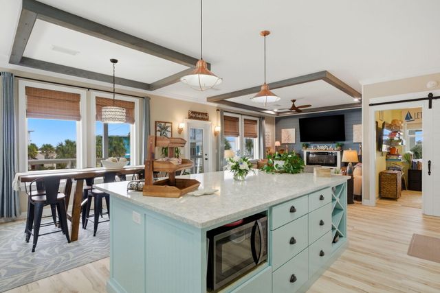 1468 Bermuda Drive, Navarre, FL 32566