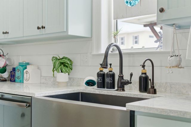 1468 Bermuda Drive, Navarre, FL 32566