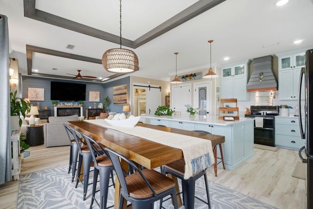 1468 Bermuda Drive, Navarre, FL 32566