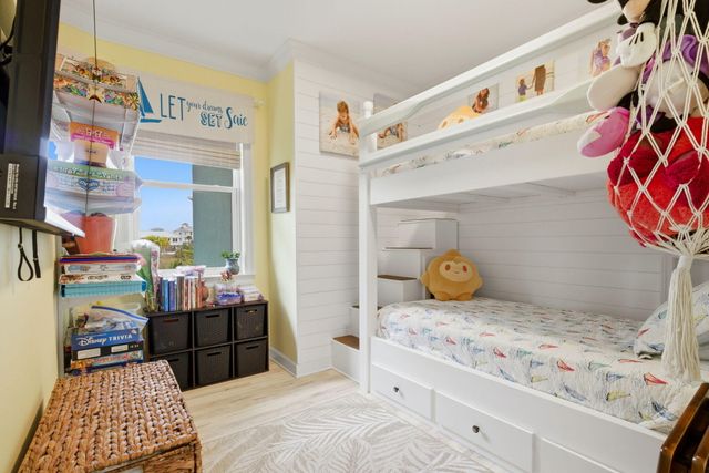 1468 Bermuda Drive, Navarre, FL 32566