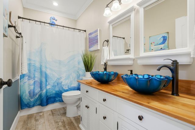 1468 Bermuda Drive, Navarre, FL 32566