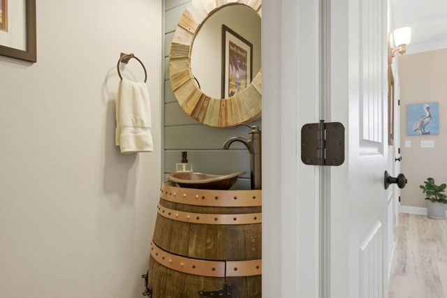 1468 Bermuda Drive, Navarre, FL 32566