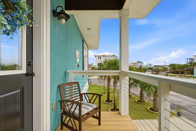 1468 Bermuda Drive, Navarre, FL 32566