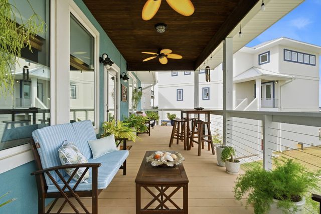 1468 Bermuda Drive, Navarre, FL 32566