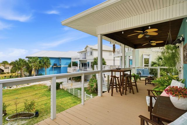 1468 Bermuda Drive, Navarre, FL 32566