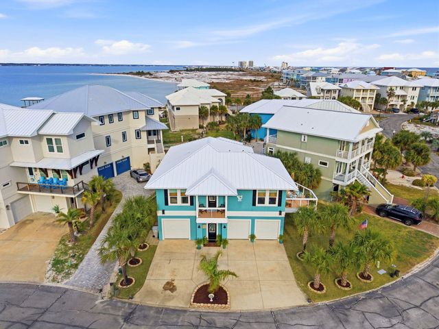 1468 Bermuda Drive, Navarre, FL 32566