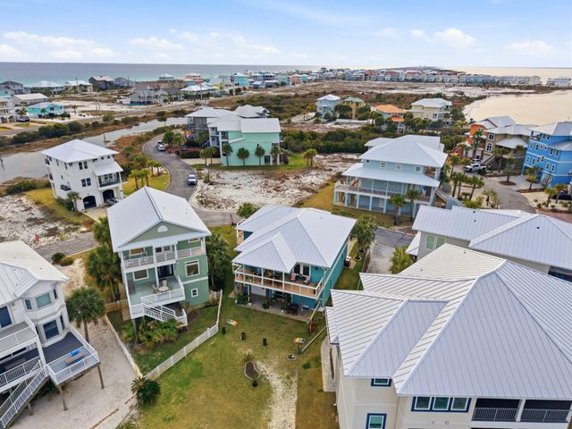 1468 Bermuda Drive, Navarre, FL 32566