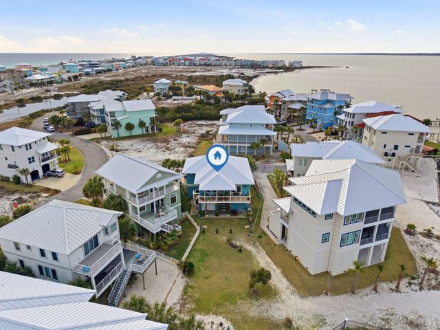 1468 Bermuda Drive, Navarre, FL 32566