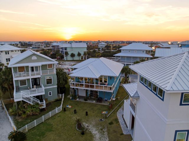 1468 Bermuda Drive, Navarre, FL 32566