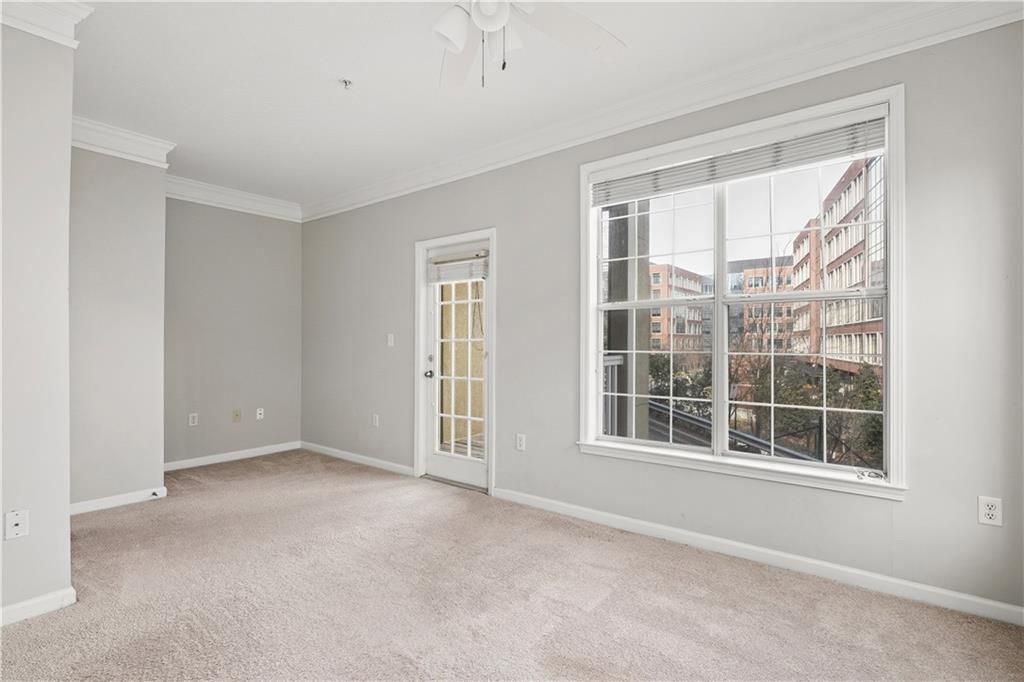 Image 11 of property listing at 4102 Westchester Ridge NE, Brookhaven, GA 30329