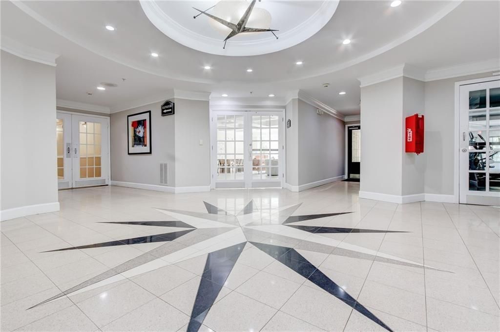 Image 16 of property listing at 4102 Westchester Ridge NE, Brookhaven, GA 30329