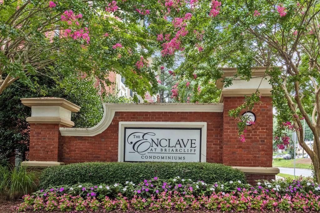 Image 34 of property listing at 4102 Westchester Ridge NE, Brookhaven, GA 30329