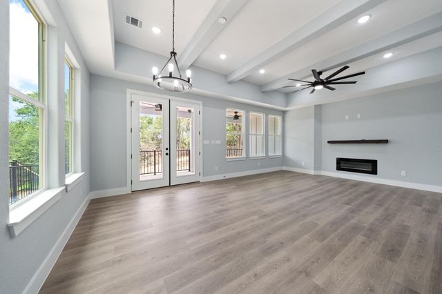 106 Halawa CT, Bastrop, TX 78602