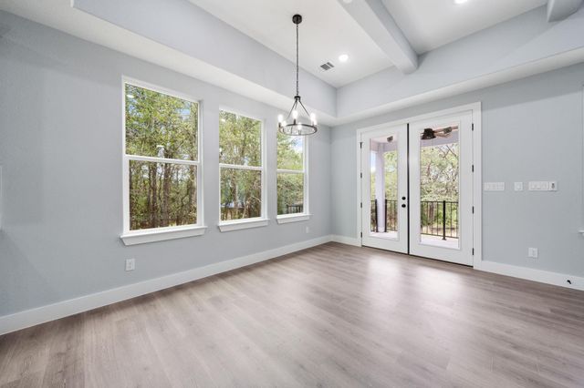 106 Halawa CT, Bastrop, TX 78602